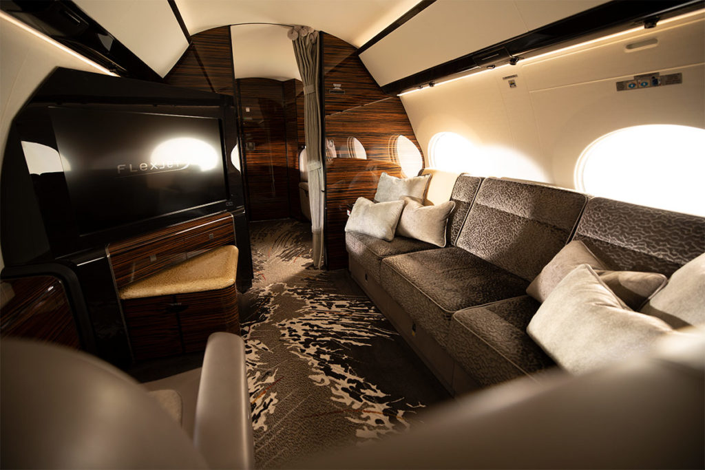 best Luxurious Private Jets