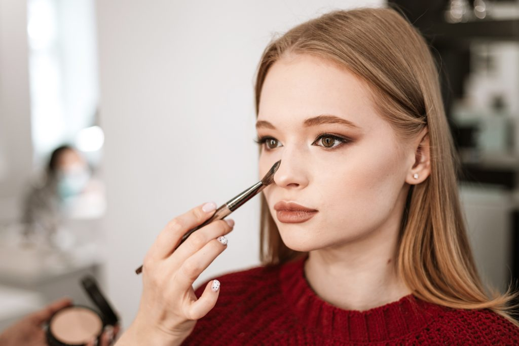 10 Beauty Hacks To Make You Look Like A Million Dollars